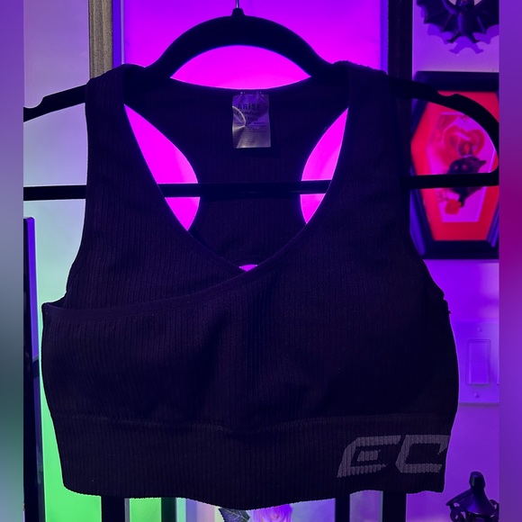 ECHT Other - EUC Echt Arise Sports Bra Size M: Black